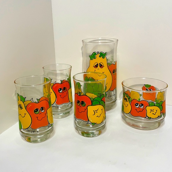 Set of 5 Vintage 1970's Glasses! Happy Fruit! Anchor Hocking art by Nancy Lynn! - Picture 6 of 6